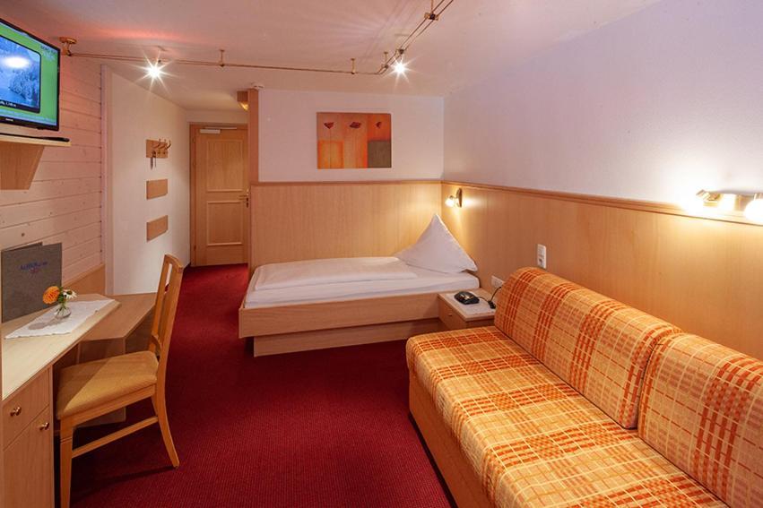 Hotel Alpenblume دامولس المظهر الخارجي الصورة
