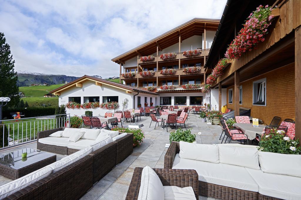 Hotel Alpenblume دامولس المظهر الخارجي الصورة